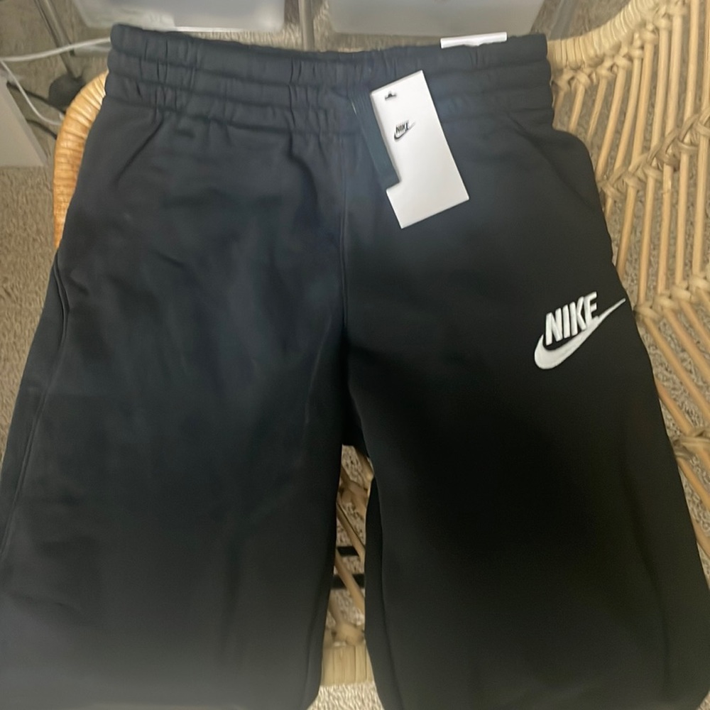 NWT kids large black pants NIKE - Picture 1 of 4